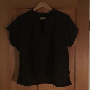 Everlane Shortsleeved linen popover